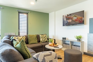 2 Bedroom Apartment - Image 1